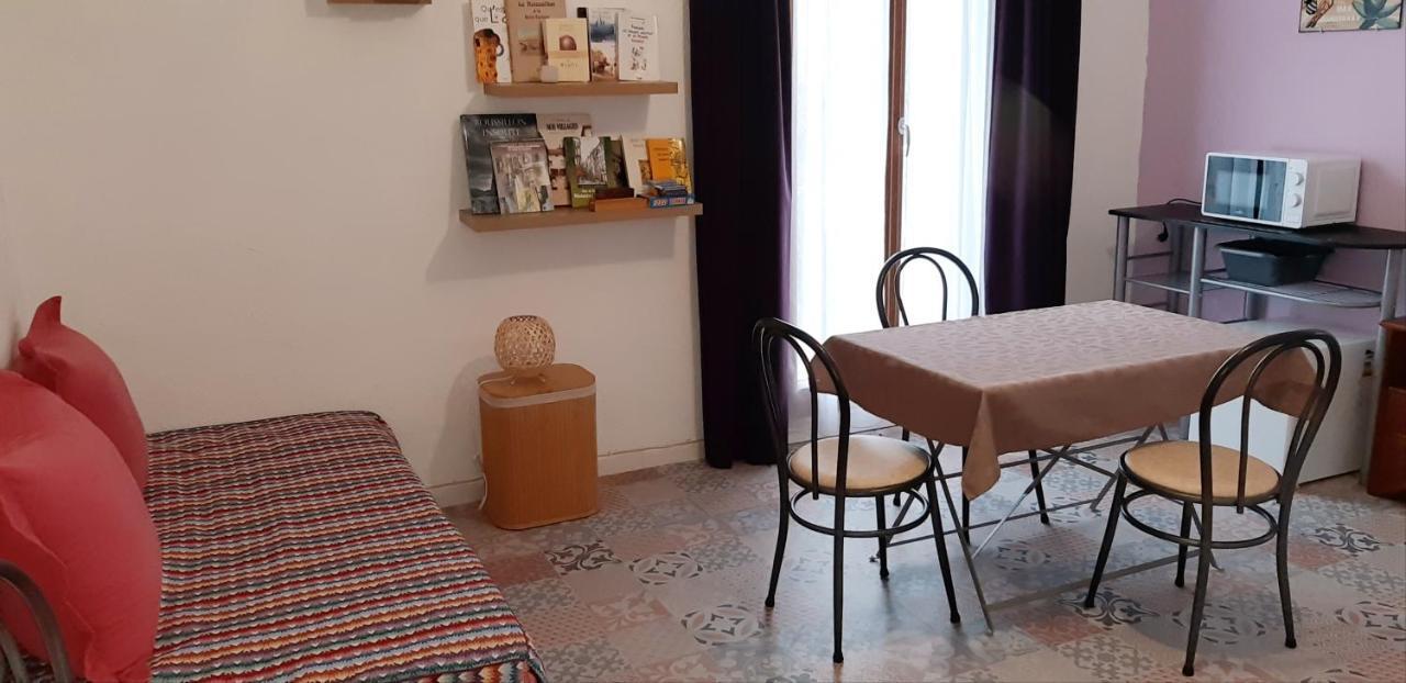 Chambre D'Hotes Du Mas Julianas サン・ローラン・ド・ラ・サランク エクステリア 写真
